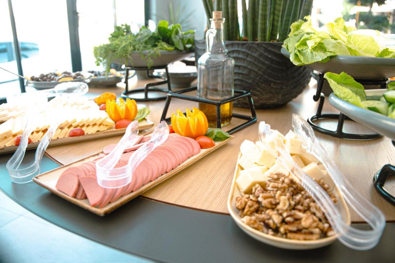 Lara Vista Hotel Suits & Spa Antalya Bagian luar foto