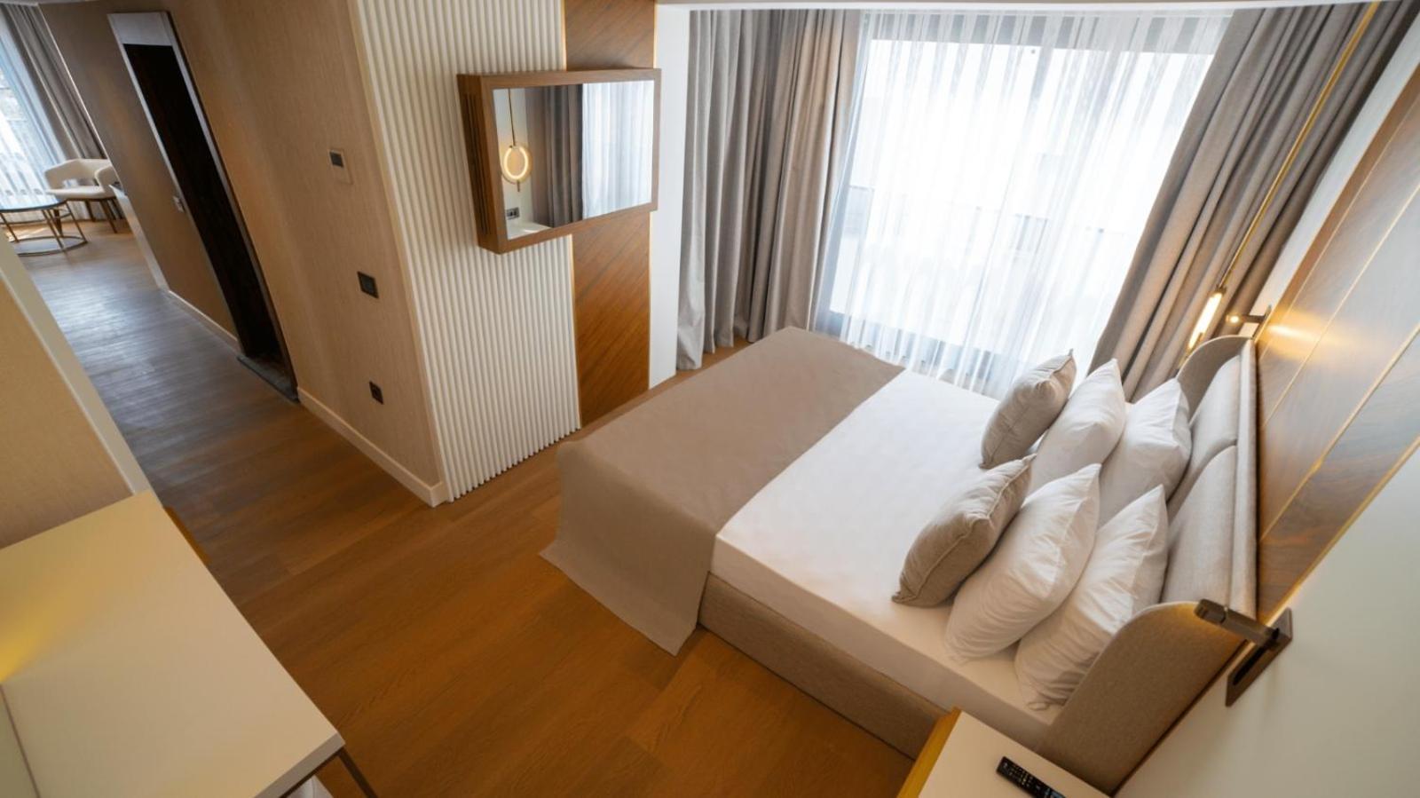 Lara Vista Hotel Suits & Spa Antalya Bagian luar foto